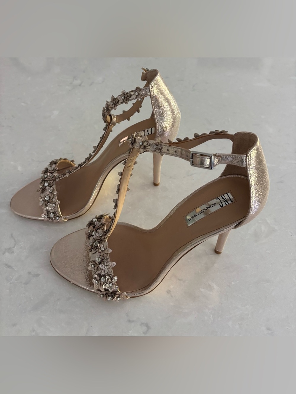 INC Pearl Gold Floral Rhinestone T-Strap Heels Size 10